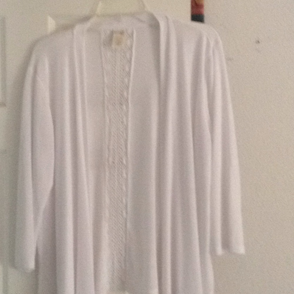 Terra & Sky 14W 0X White cardigan